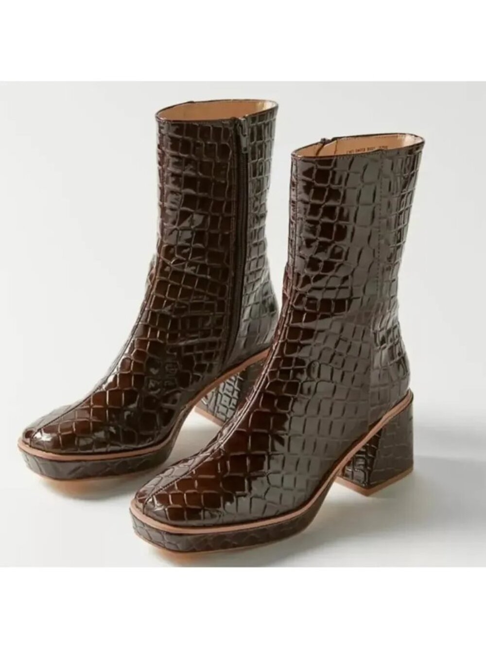 Urban Outfitters UO Bella Brown Croc Embossed Boots Size 7